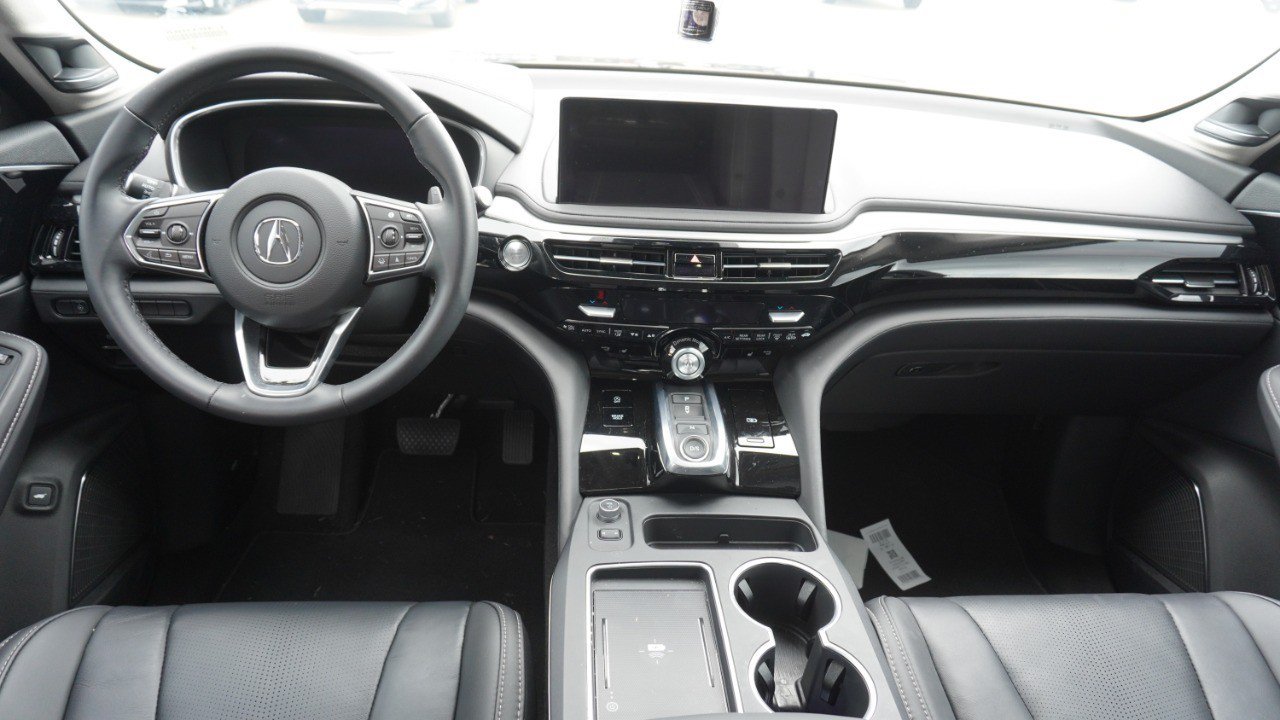 Used 2026 Acura MDX w/ Technology Package FWD image 13