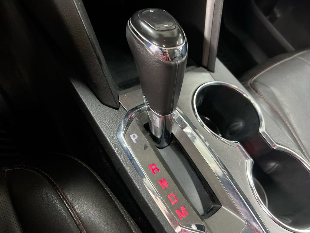 Used 2017 GMC Terrain SLT w/ Open Road Package AWD/4WD image 17