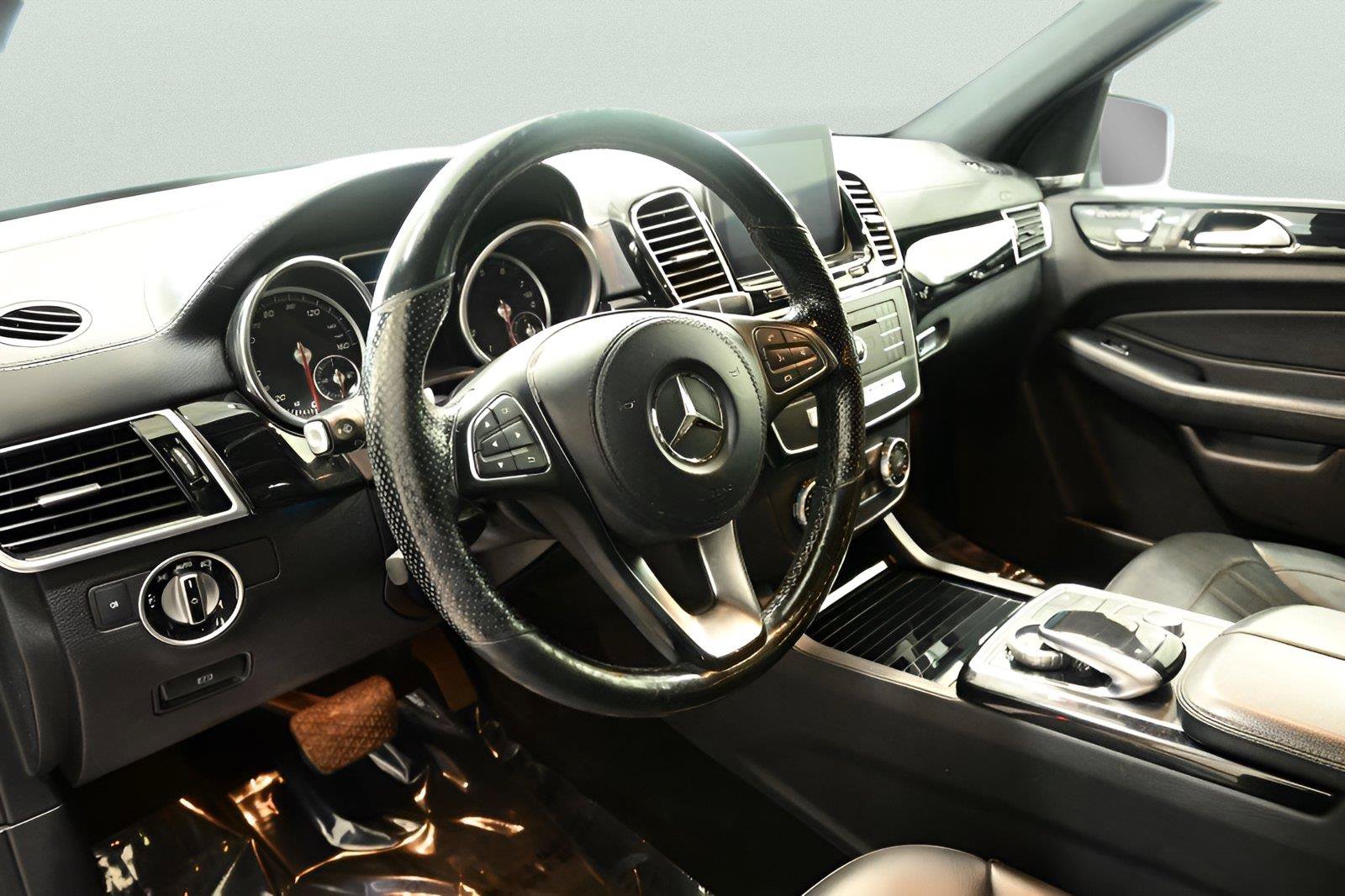 Used 2019 Mercedes-Benz GLS 450 4MATIC w/ Premium 1 Package image 10