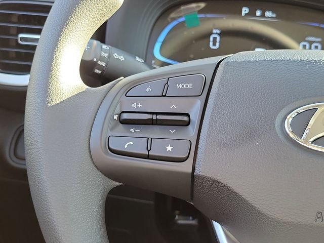 New 2026 Hyundai Venue SE FWD image 5