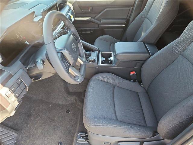 New 2026 Toyota 4Runner SR5 AWD/4WD image 4