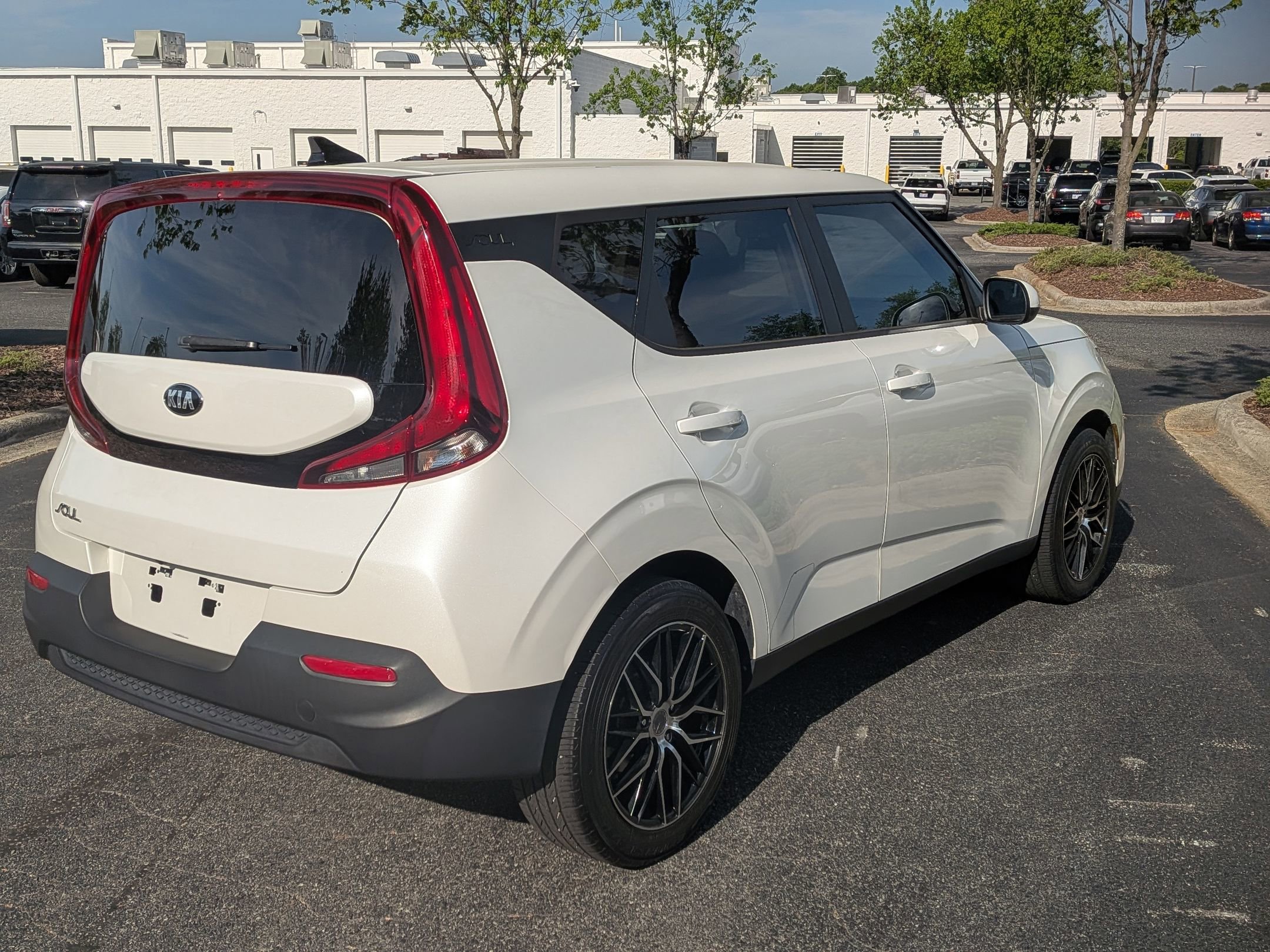 Used 2021 Kia Soul LX FWD image 9