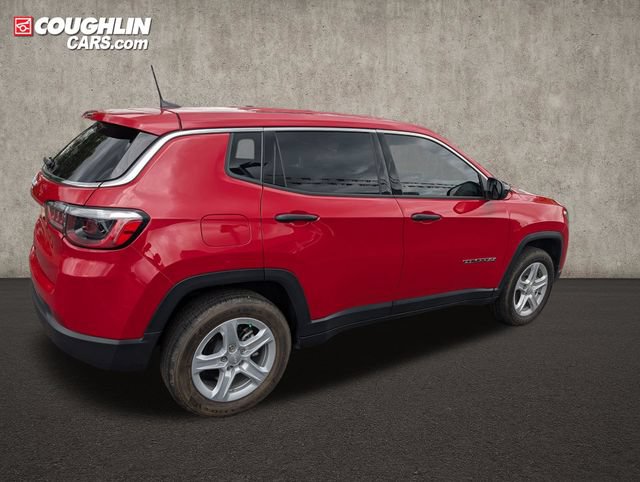 Used 2024 Jeep Compass Sport AWD/4WD image 8