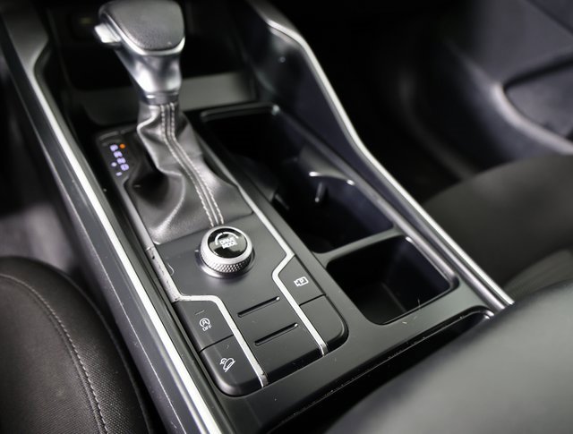 Used 2023 Kia Sorento LX image 19