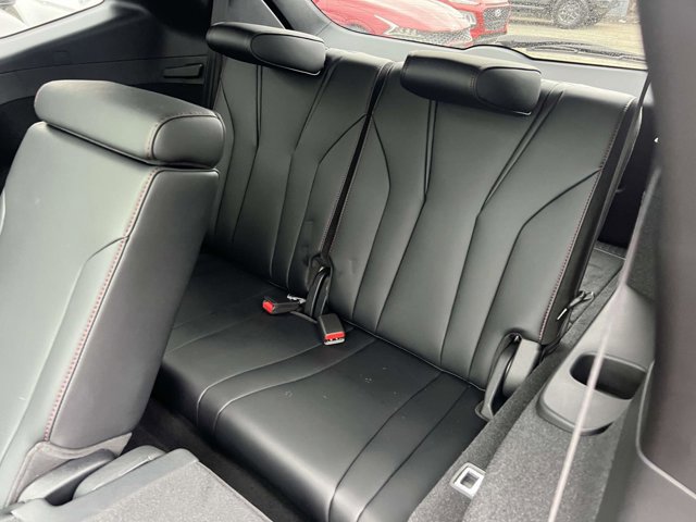 Used 2023 Acura MDX A-Spec image 10