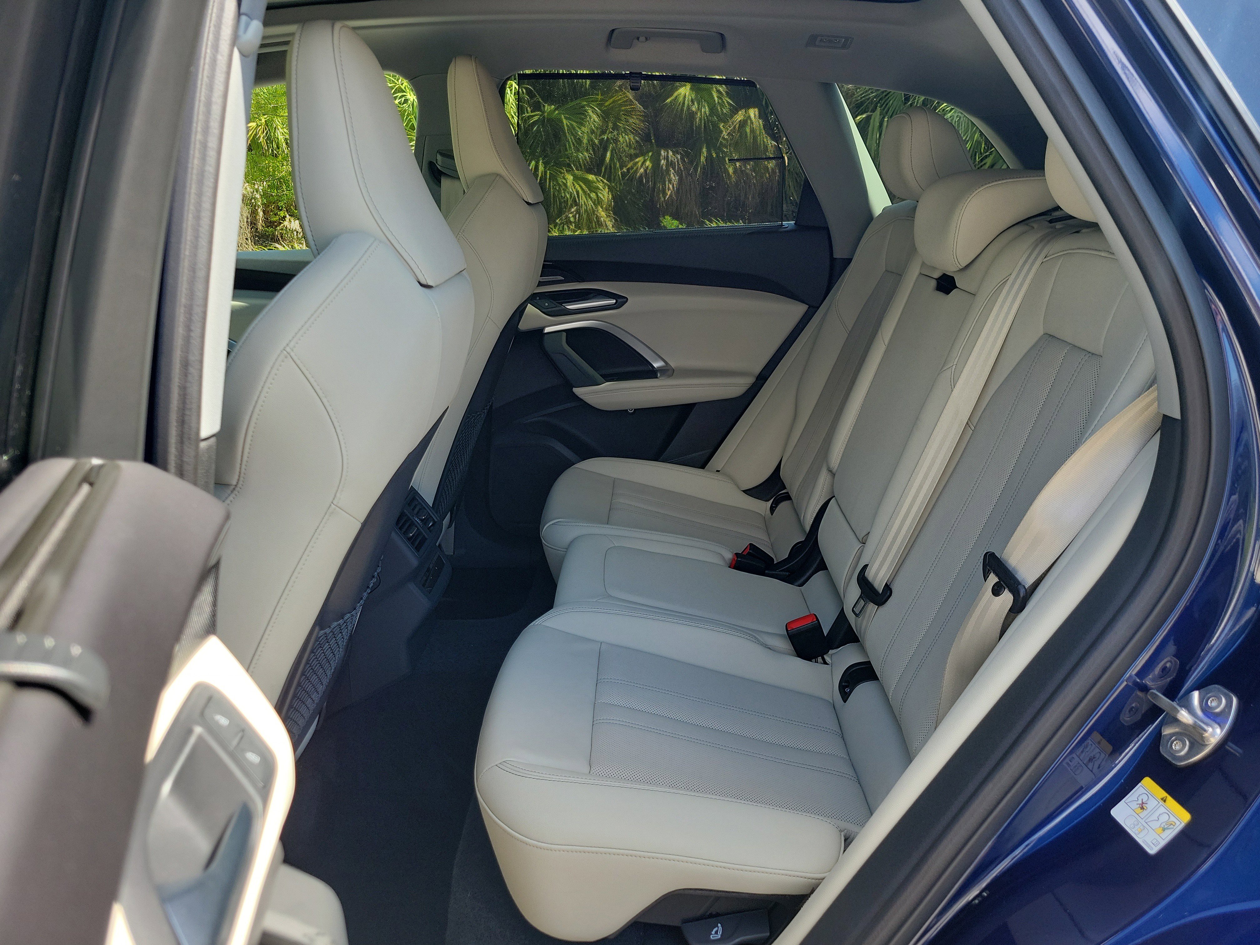 Used 2025 Audi Q5 Premium Plus w/ Premium Plus image 18