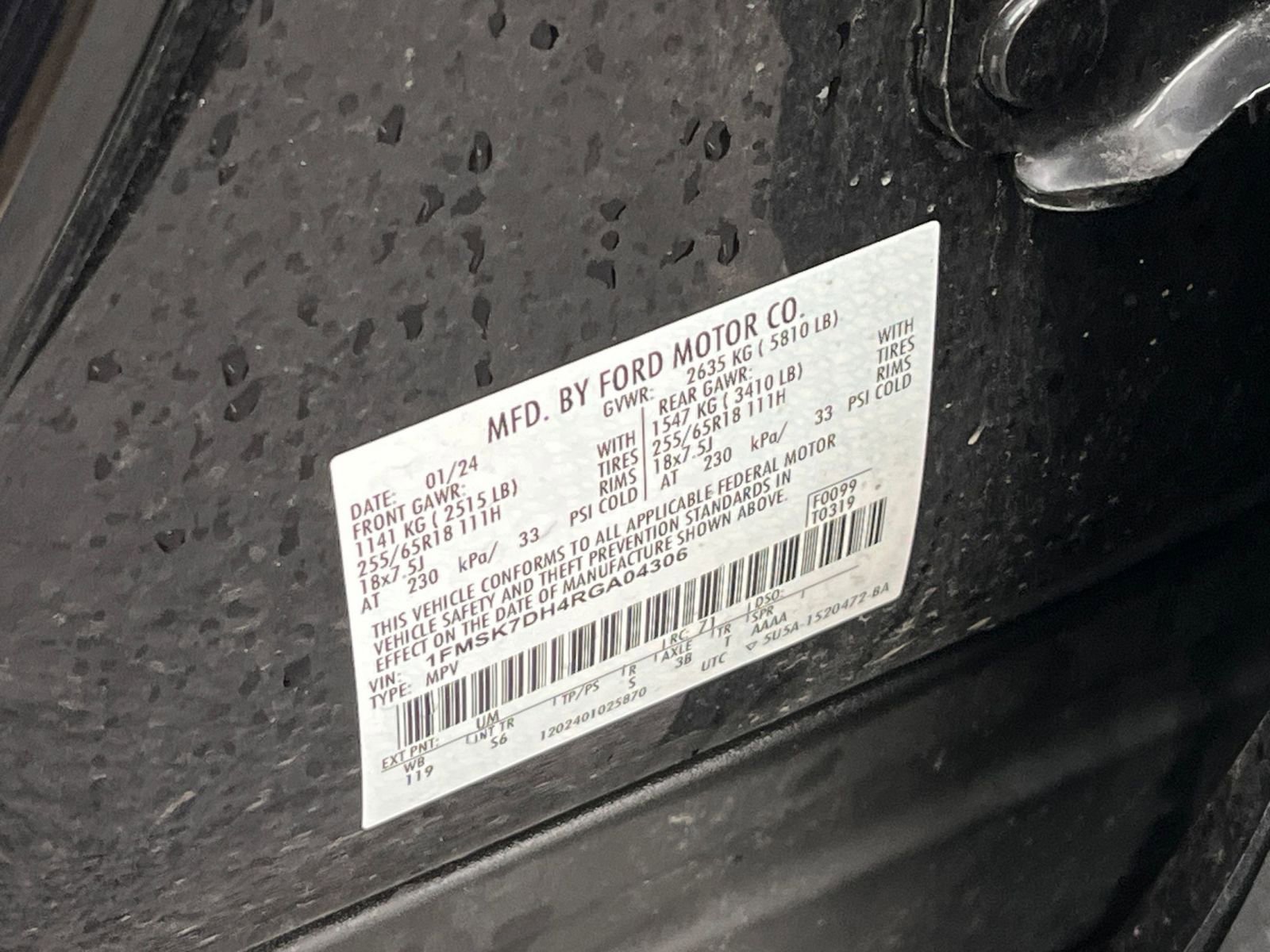 Used 2024 Ford Explorer XLT w/ Equipment Group 202A image 32