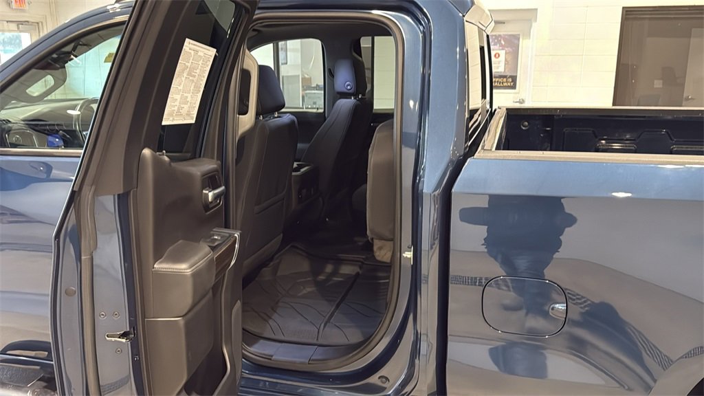 Used 2019 Chevrolet Silverado 1500 RST w/ All-Star Edition image 18