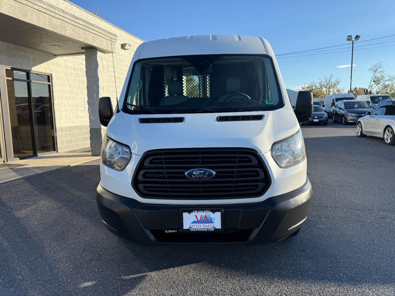Used 2018 Ford Transit 250 130 Medium Roof image 29