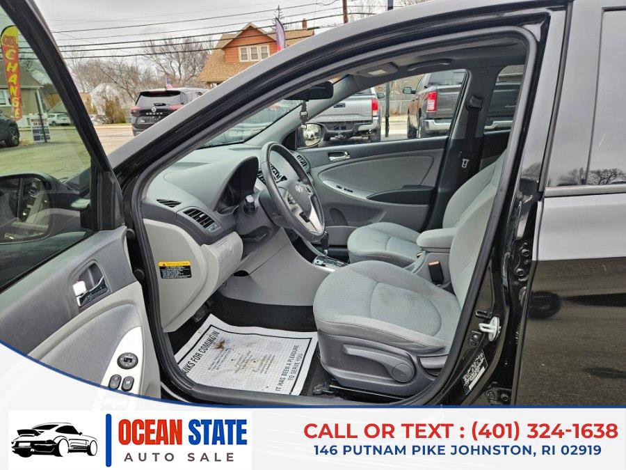 Used 2014 Hyundai Accent SE w/ Option Group 3 image 10
