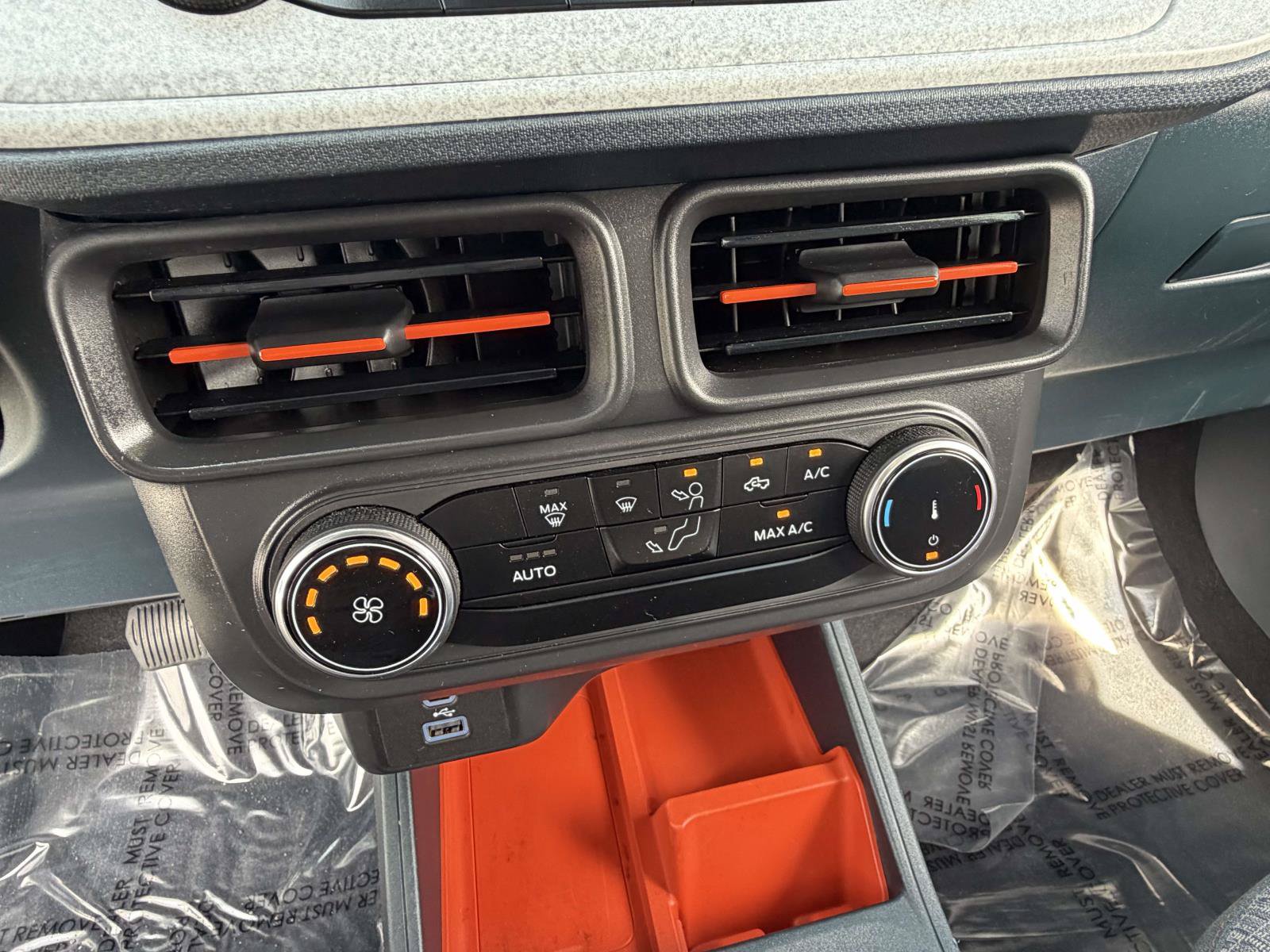 Used 2023 Ford Maverick XLT FWD image 10
