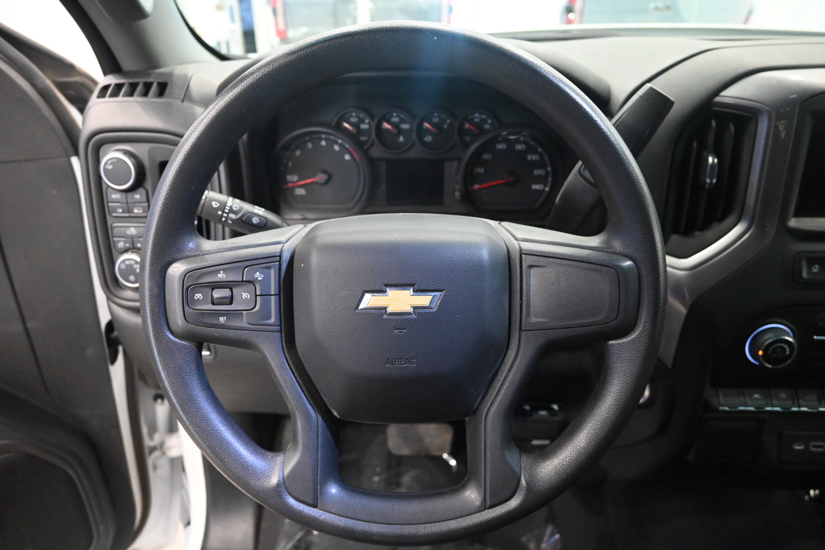 Used 2022 Chevrolet Silverado 1500 Custom image 22