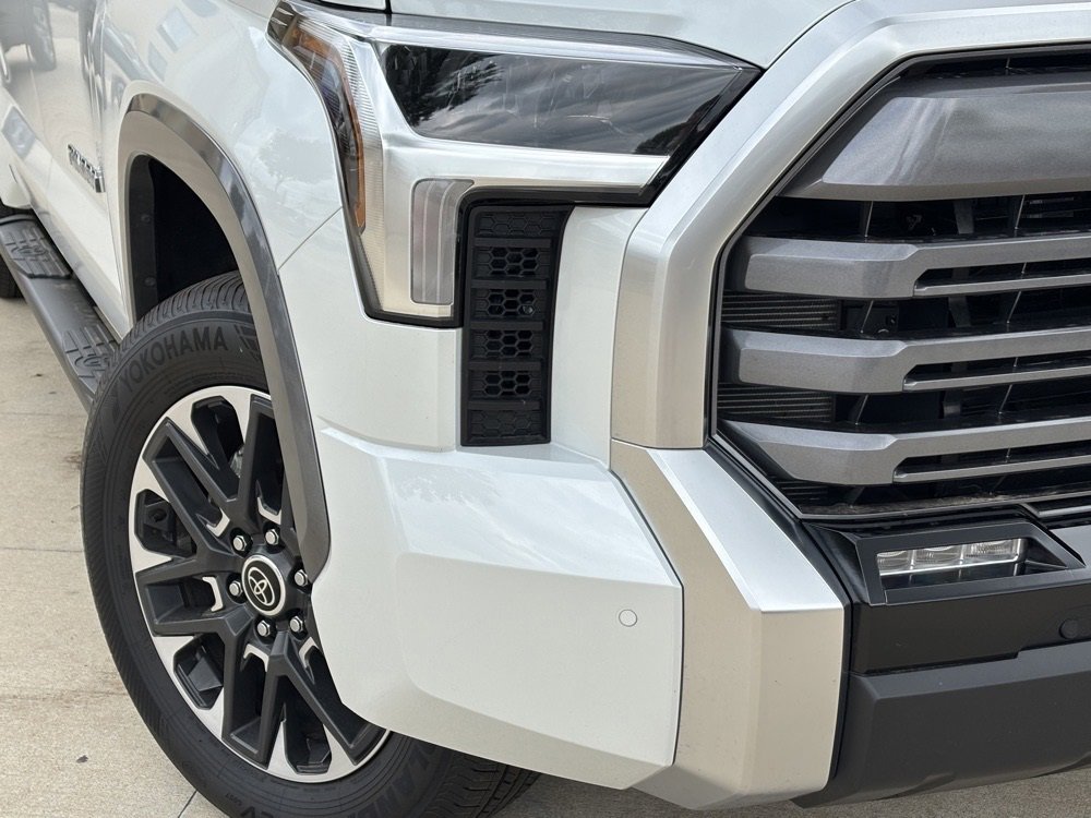 New 2024 Toyota Tundra Limited w/ Power Package image 3