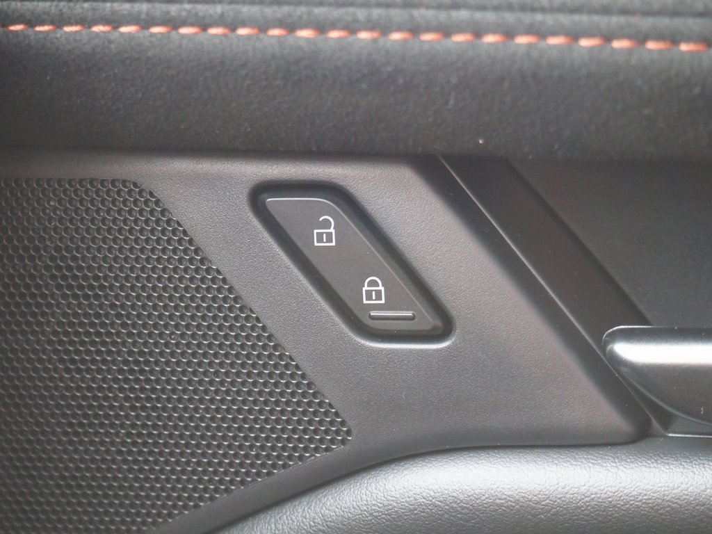 Used 2024 MAZDA MAZDA3 s image 26