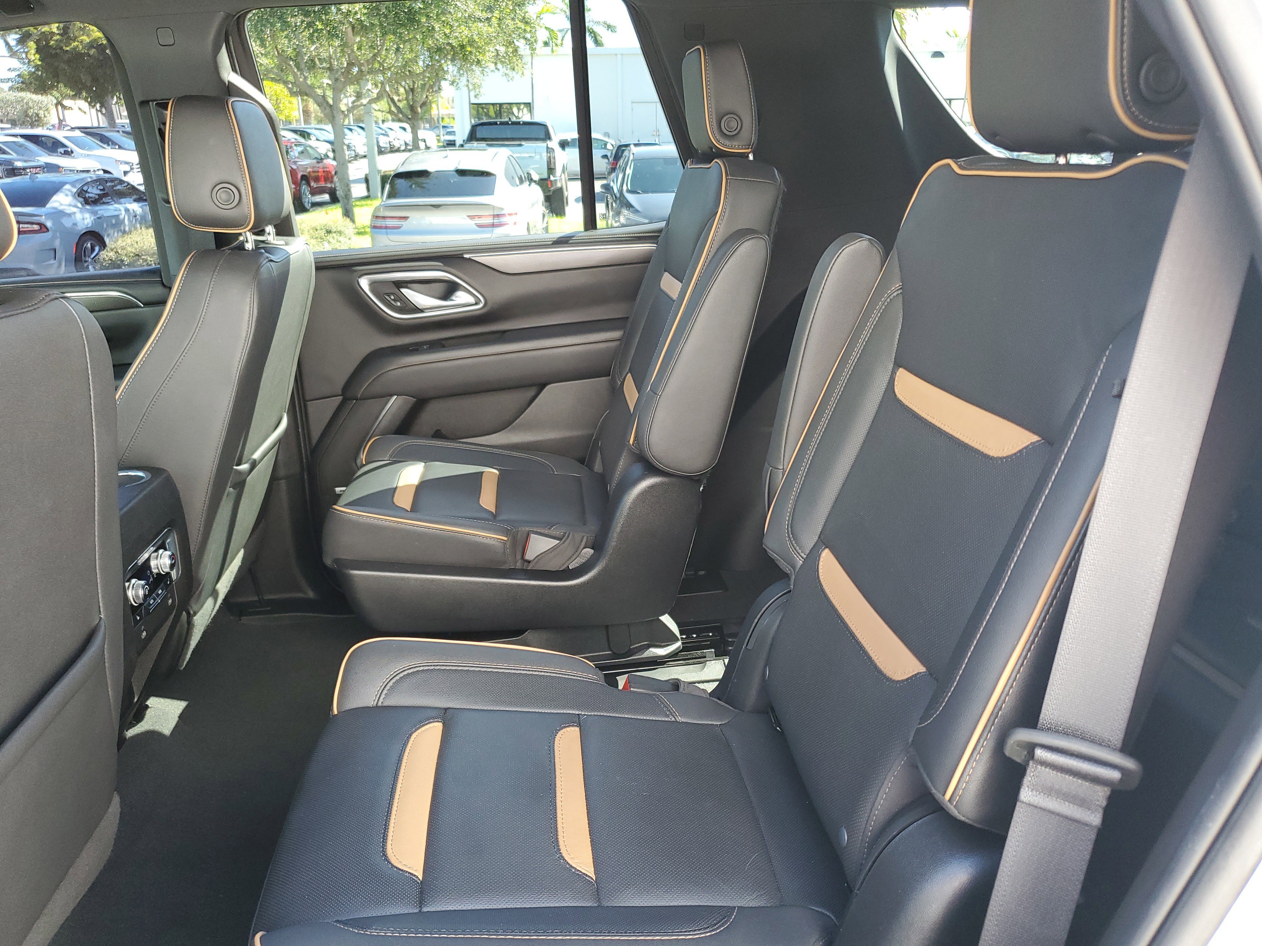 Certified 2023 GMC Yukon AT4 w/ Technology Package image 13