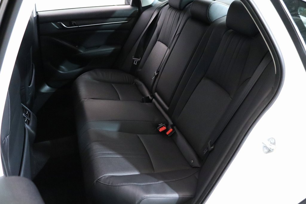 Used 2018 Honda Accord EX-L image 10