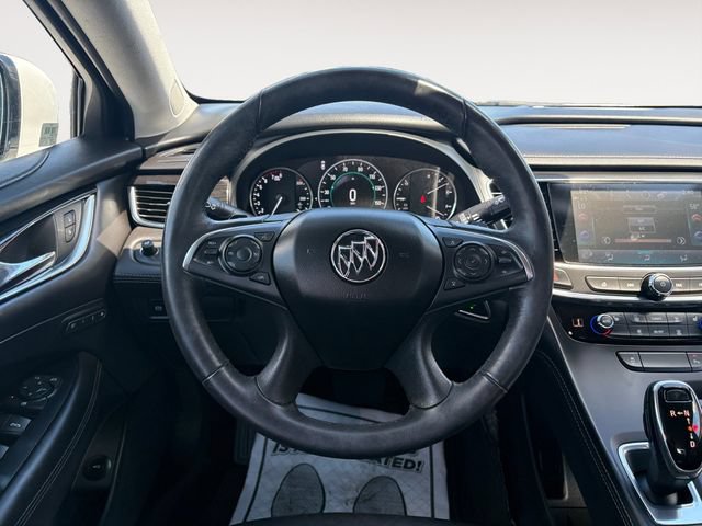 Used 2017 Buick LaCrosse Essence FWD image 12