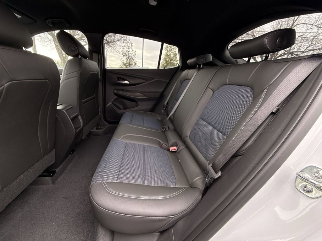 New 2026 Buick Envista Preferred image 23