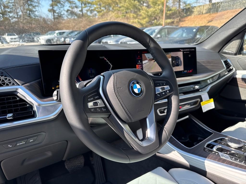New 2026 BMW X5 xDrive50e image 13
