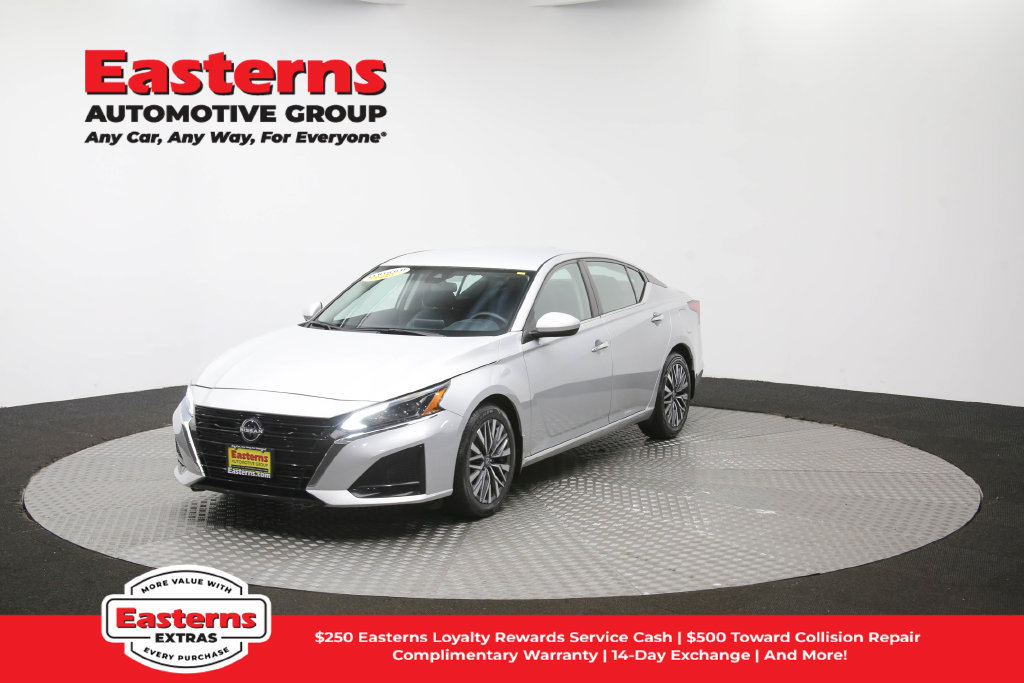 Used 2023 Nissan Altima 2.5 SV FWD image 56