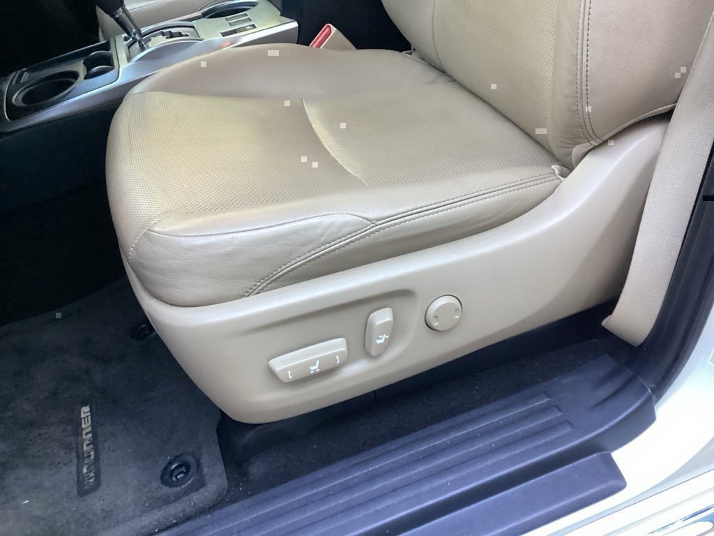 Used 2018 Toyota 4Runner Limited image 27