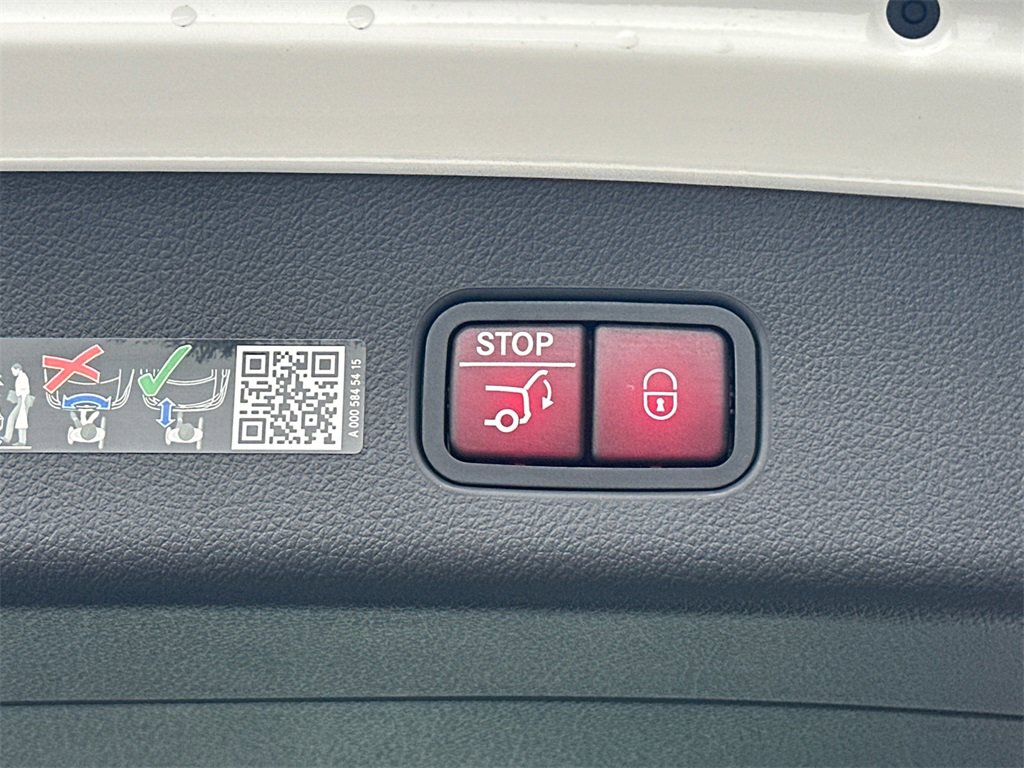 New 2025 Mercedes-Benz GLC 63 AMG S image 21