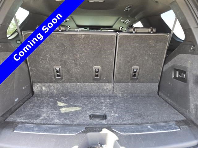 Used 2022 Cadillac Escalade Sport RWD image 3