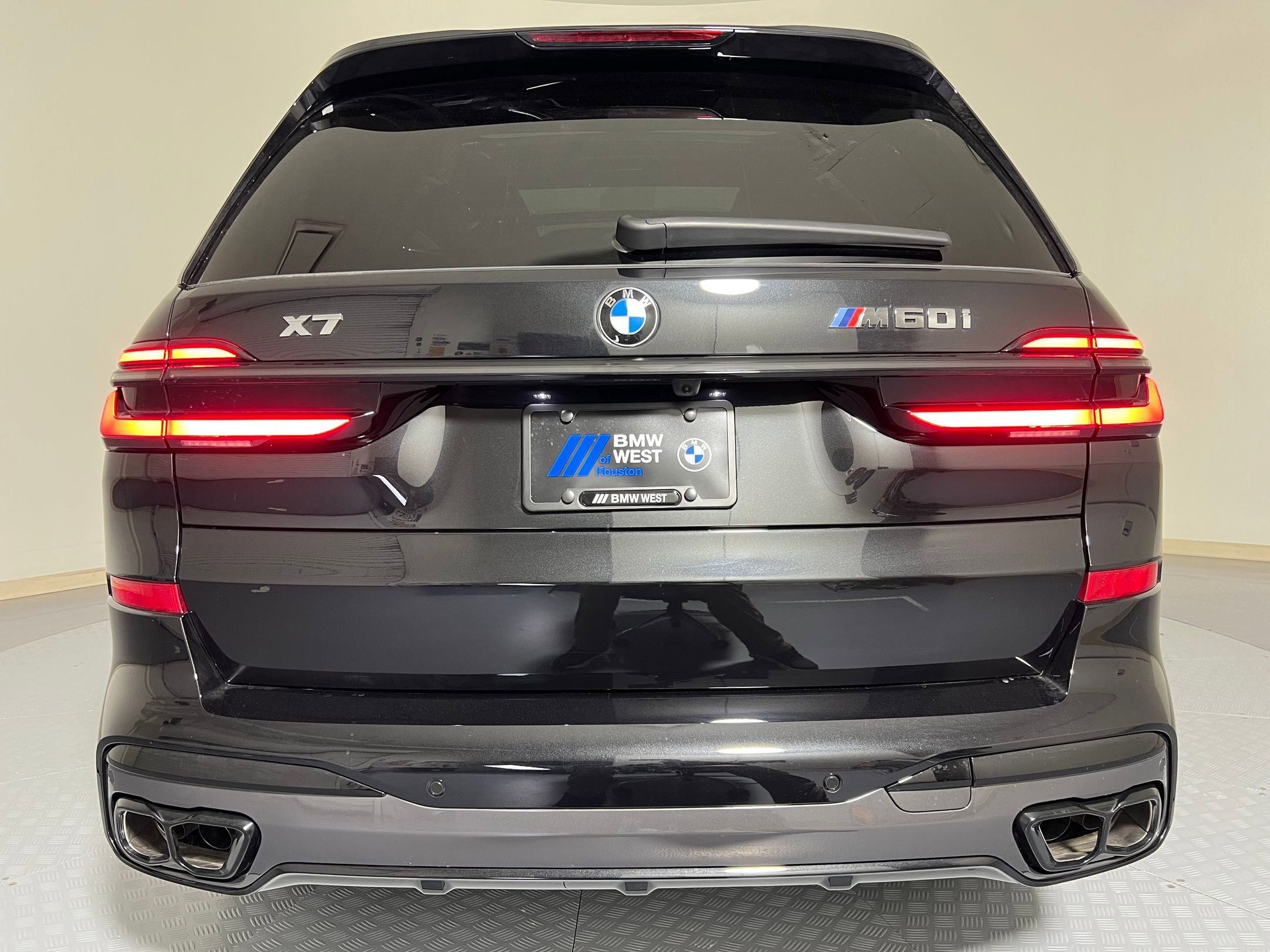 New 2026 BMW X7 M60i image 10