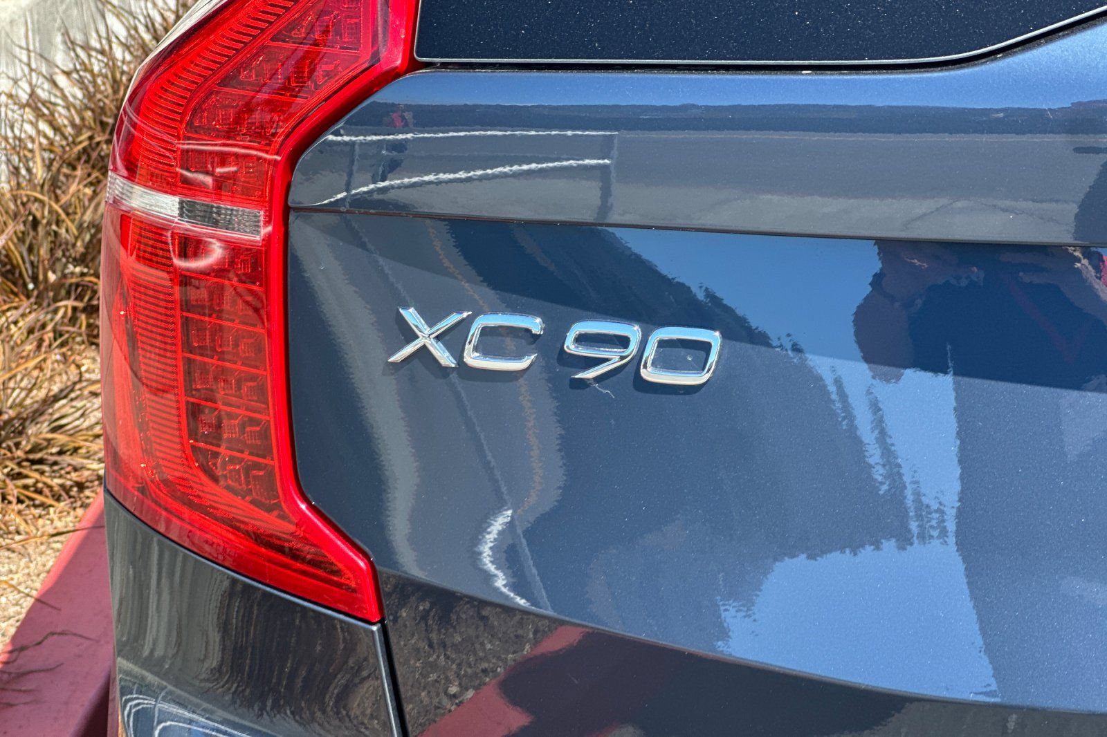 Certified 2024 Volvo XC90 T8 Plus w/ Protection Package Premier AWD/4WD image 13