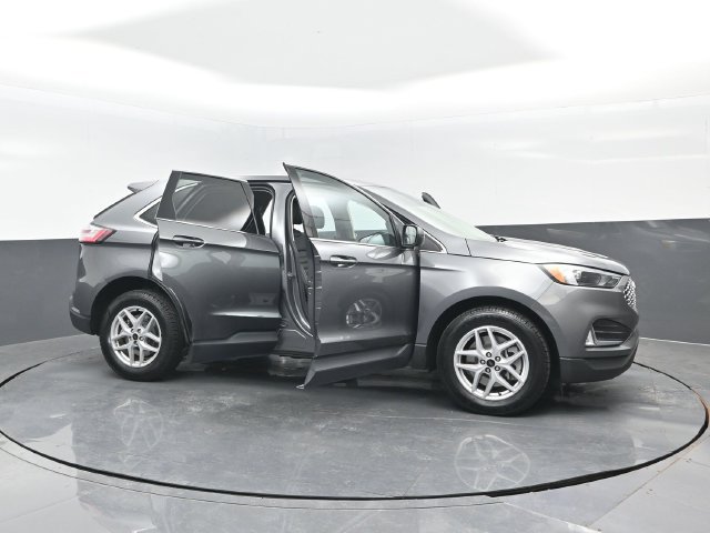 Certified 2024 Ford Edge SEL w/ Convenience Package AWD/4WD image 26