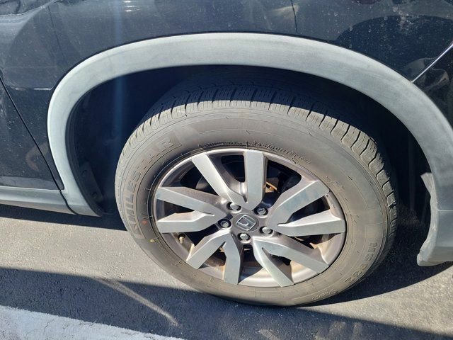 Used 2019 Honda Pilot EX image 2