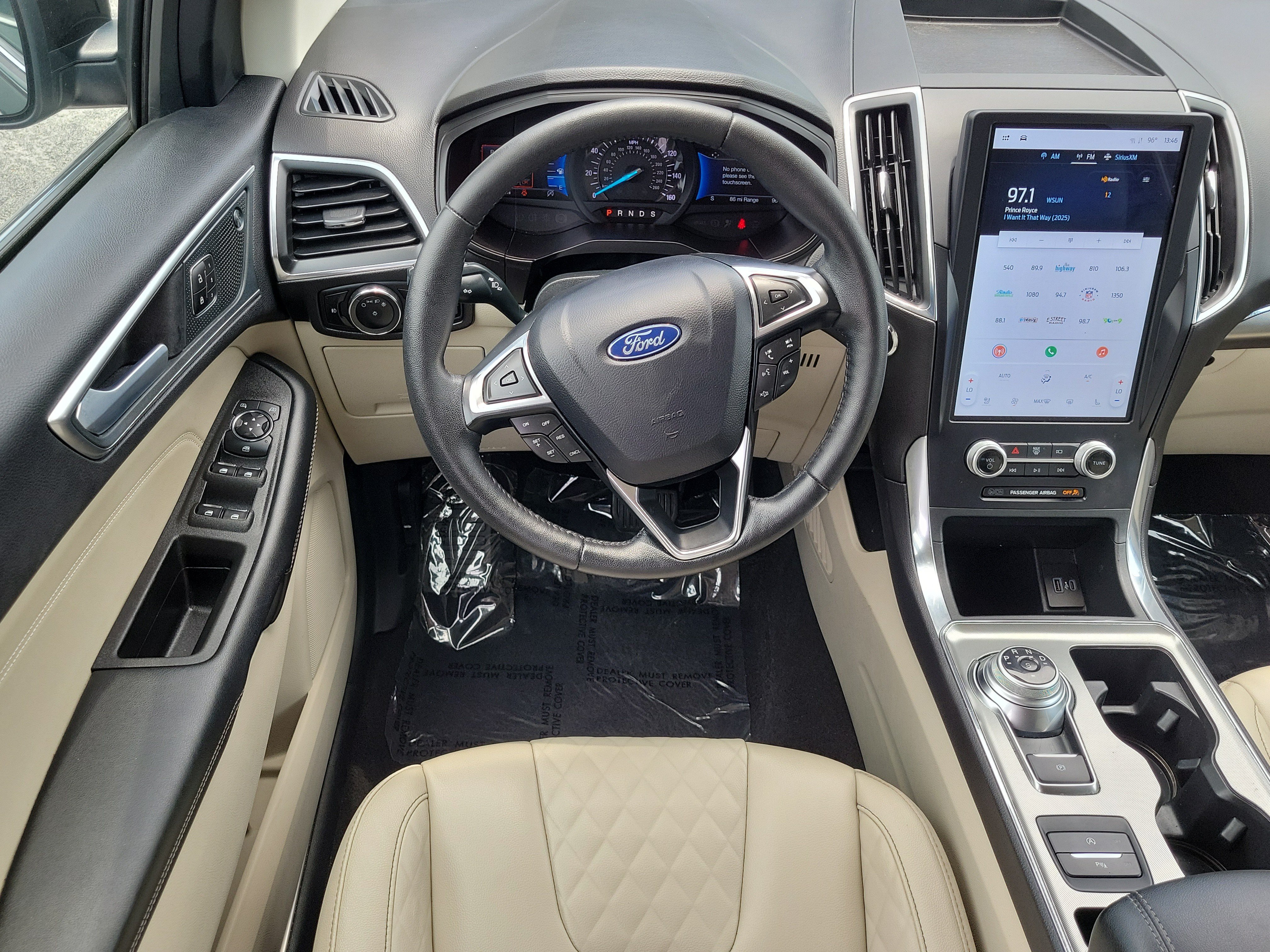 Certified 2024 Ford Edge Titanium AWD/4WD image 18