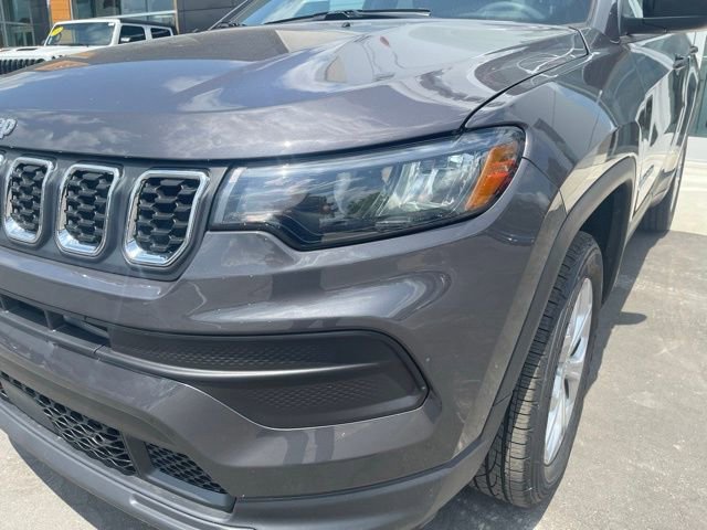 New 2024 Jeep Compass Latitude w/ Convenience Group image 7