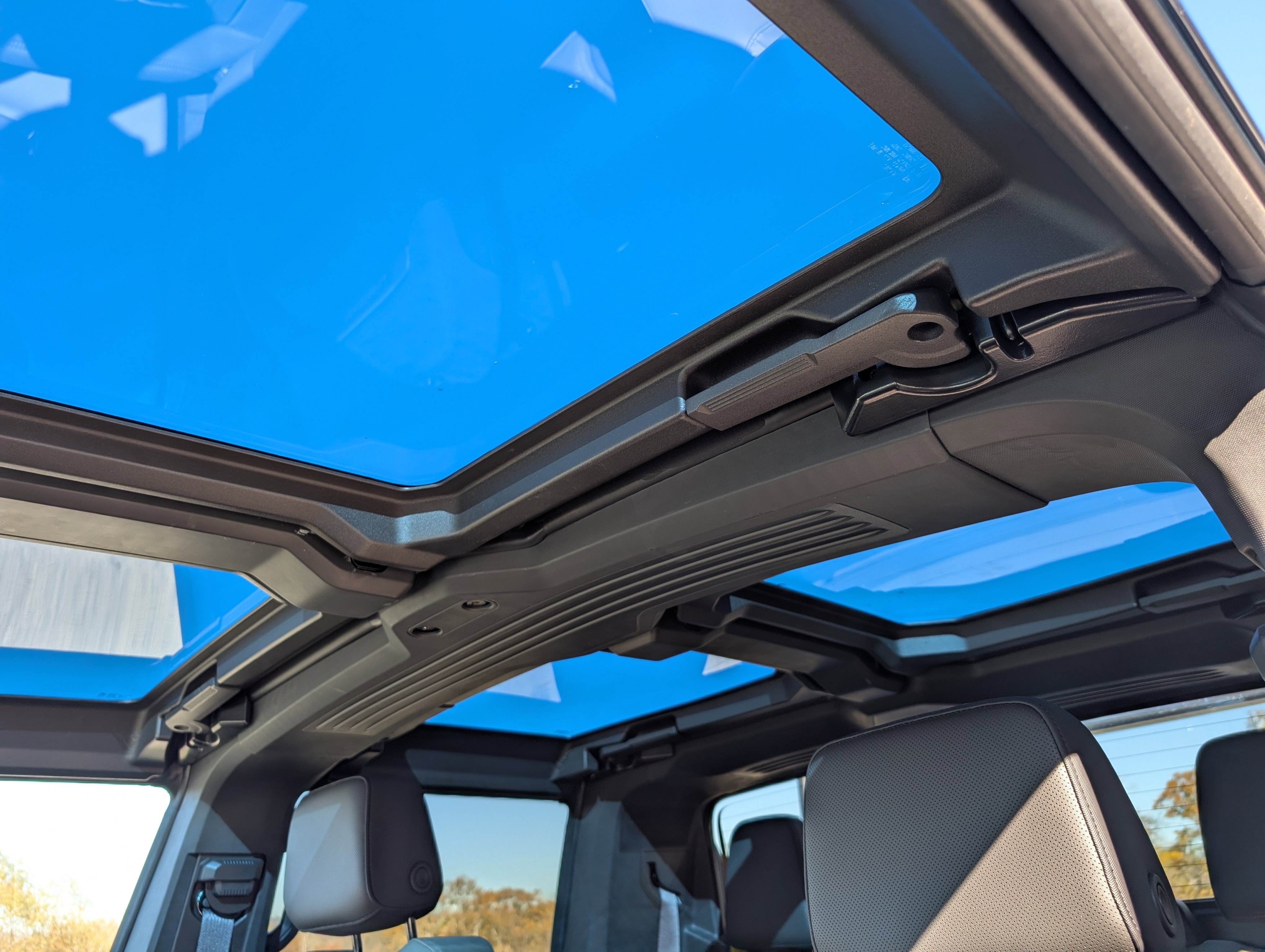 Used 2024 GMC Hummer EV 2X image 15