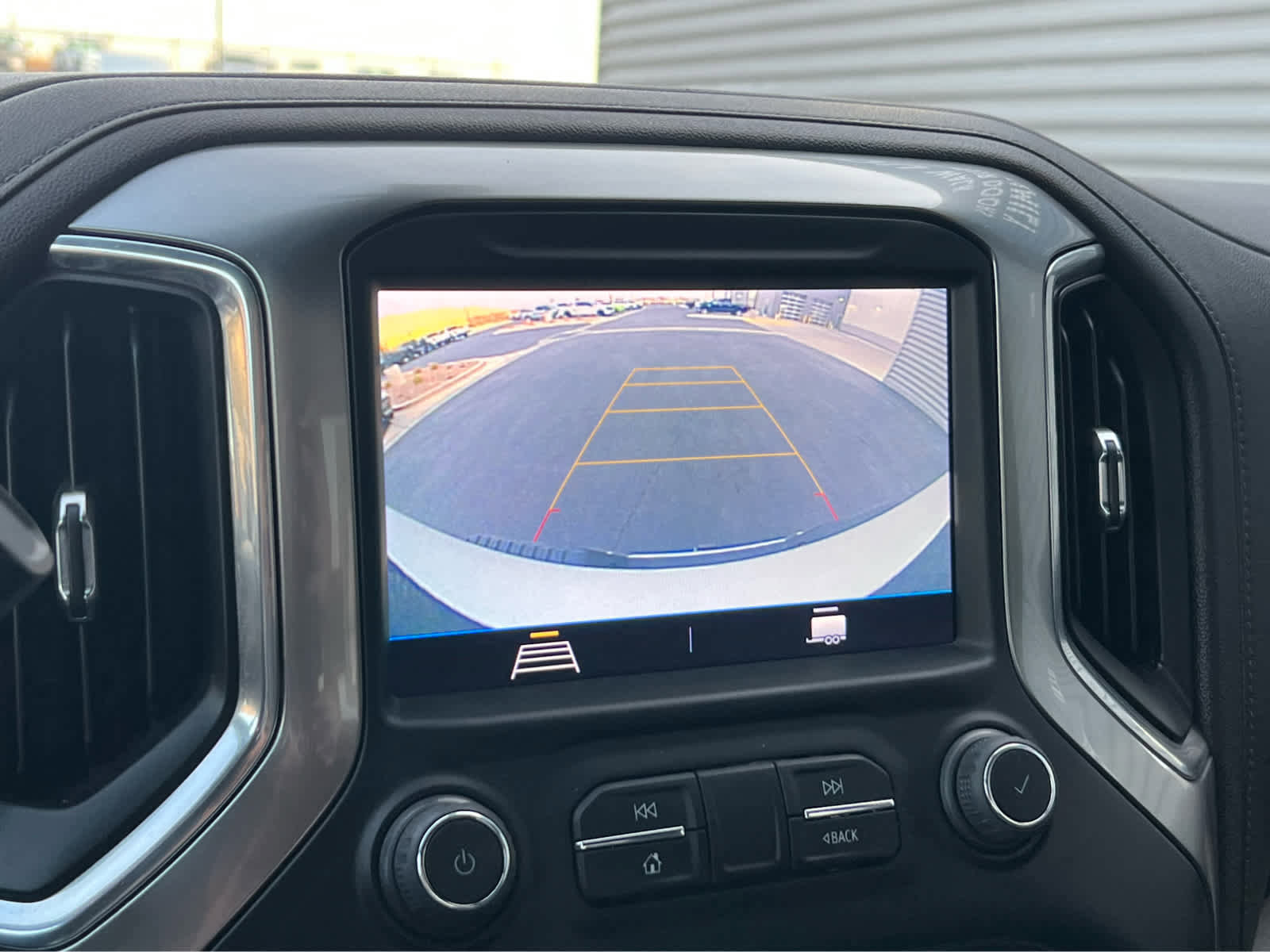 Used 2022 Chevrolet Silverado 2500 LT AWD/4WD image 37