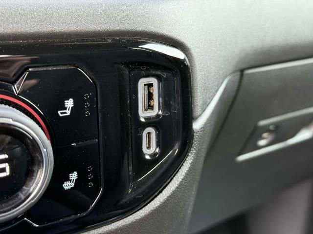 Used 2023 Chevrolet Silverado 1500 LT AWD/4WD image 28