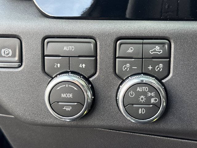 New 2026 GMC Sierra 1500 SLT w/ SLT Convenience Package AWD/4WD image 30