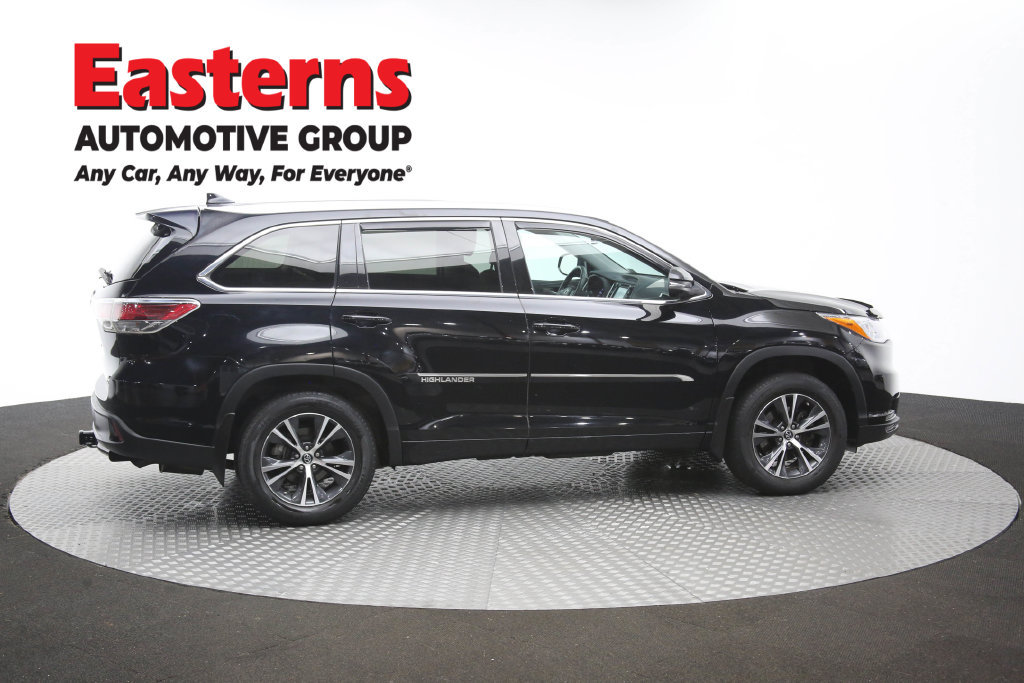 Used 2016 Toyota Highlander XLE AWD/4WD image 44