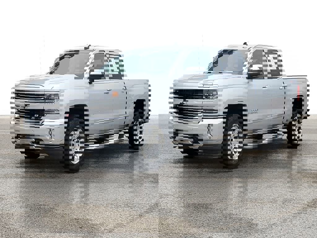 Used 2017 Chevrolet Silverado 1500 LTZ Z71 w/ LTZ Plus Package image 2