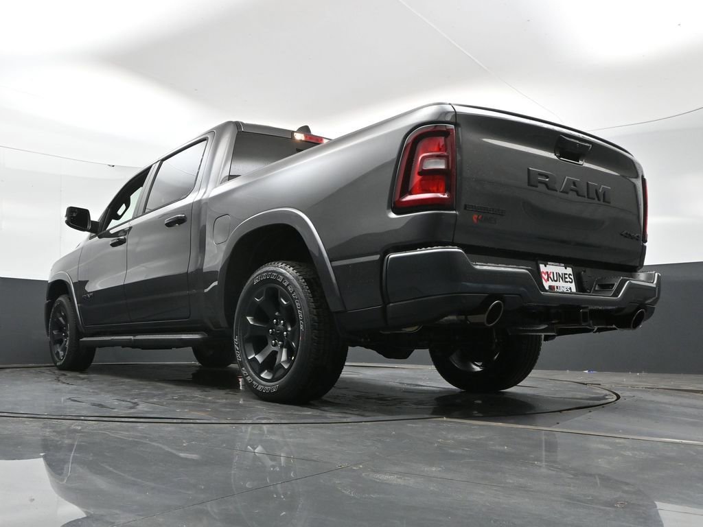 New 2026 RAM 1500 4x4 Crew Cab image 52