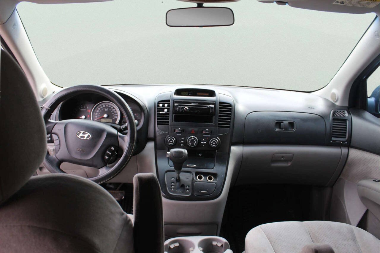 Used 2008 Hyundai Entourage GLS FWD image 8