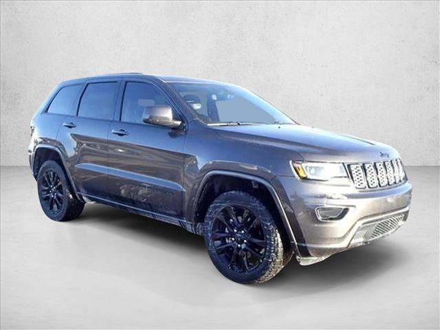 Used 2020 Jeep Grand Cherokee Altitude image 5