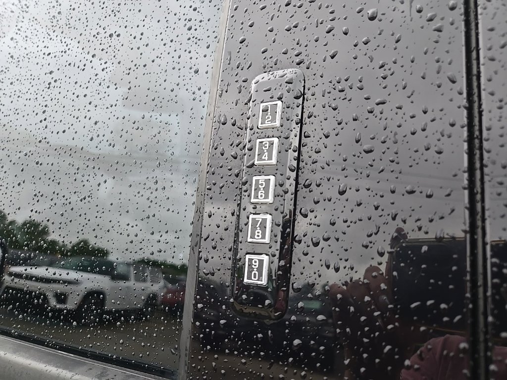Used 2018 Ford F150 Lariat AWD/4WD image 42