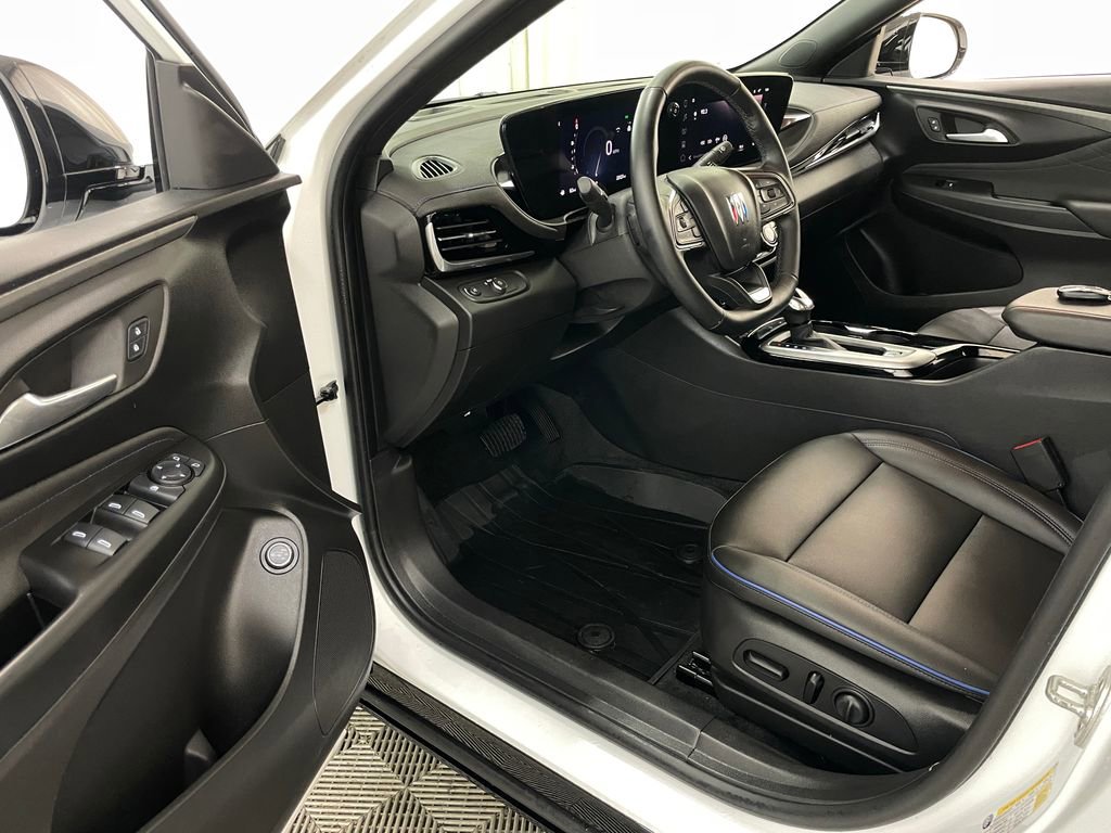 Certified 2024 Buick Envista Sport Touring w/ Convenience I Package FWD image 20