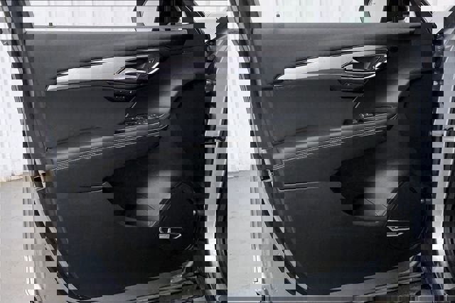 Certified 2025 Buick Envision Sport Touring AWD/4WD image 20