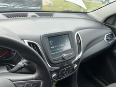 Used 2018 Chevrolet Equinox LT image 13