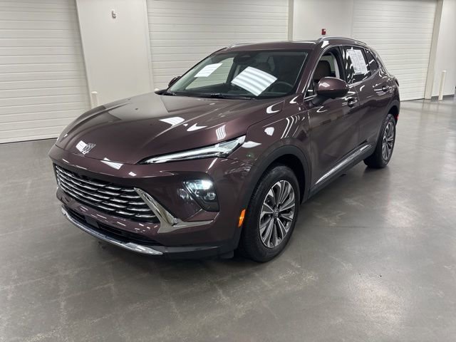 Used 2024 Buick Envision Preferred image 3