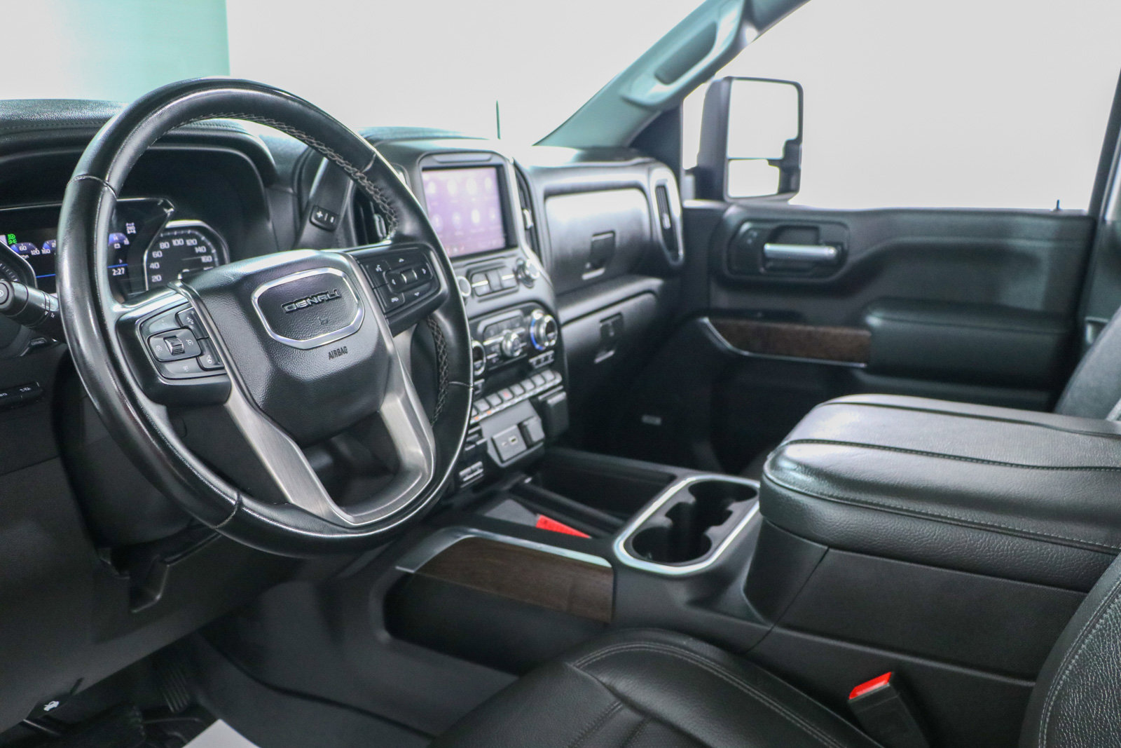 Used 2023 GMC Sierra 2500 Denali w/ Denali Ultimate Package image 27