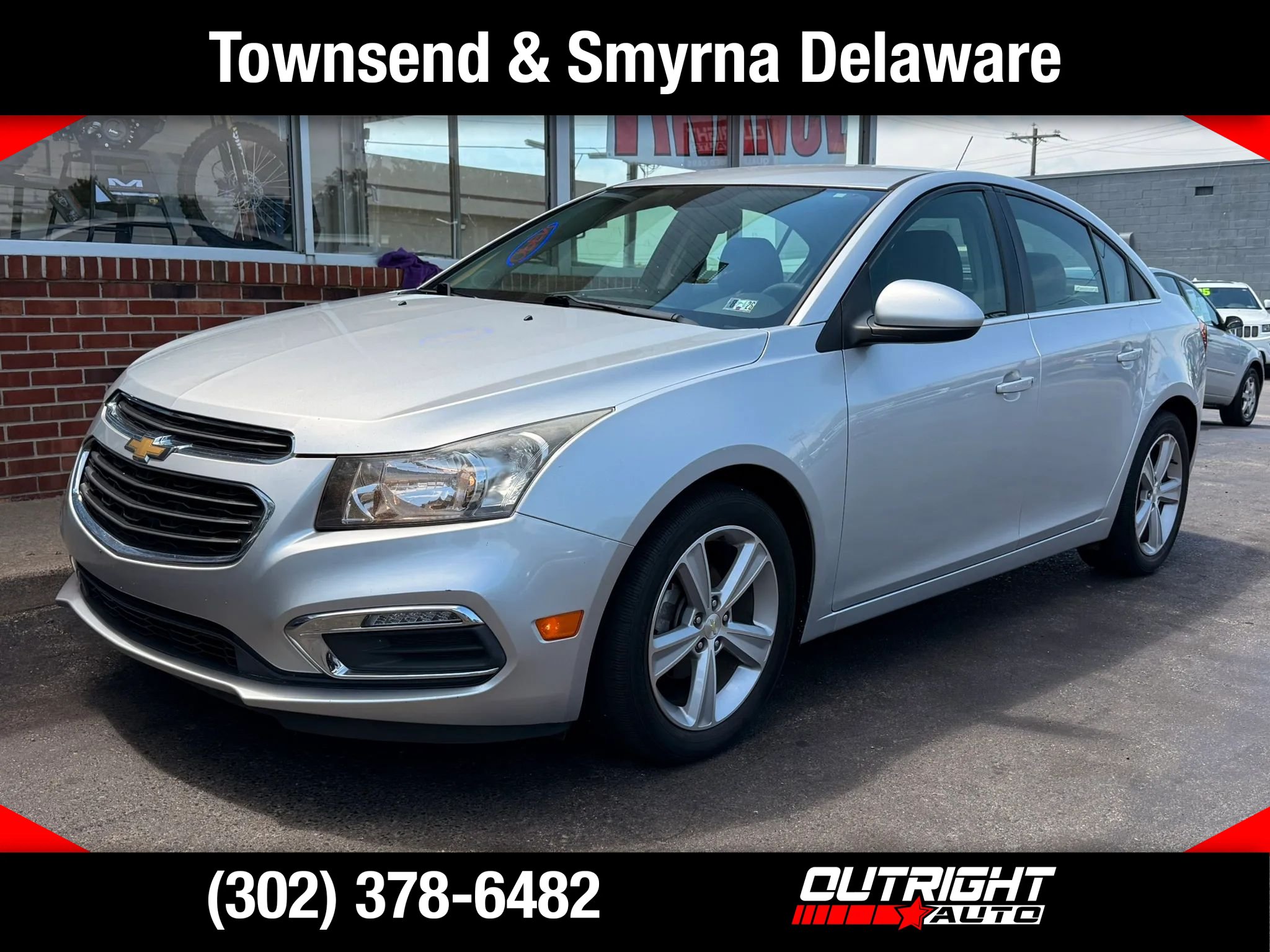 Used 2015 Chevrolet Cruze LT FWD image 1