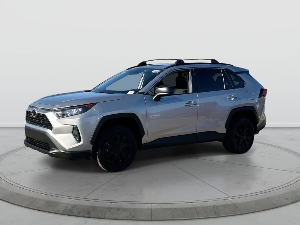 Used 2021 Toyota RAV4 LE w/ Carpet Mat Package (TMS) FWD image 4